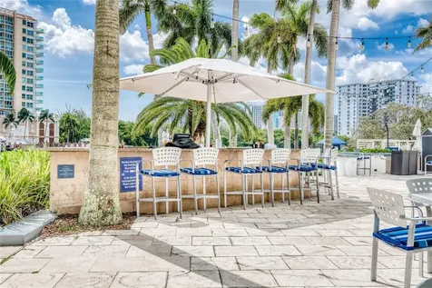 2670 E Sunrise Boulevard Fort Lauderdale FL 33304