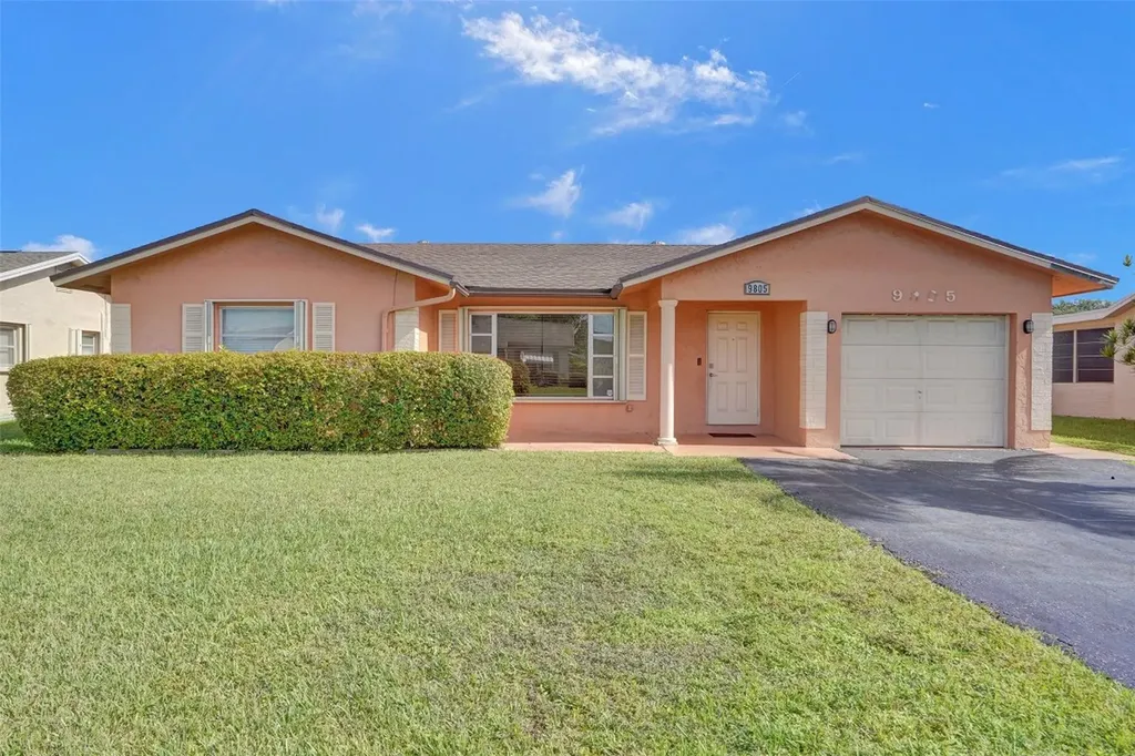 9805 NW 70th Court Tamarac FL 33321