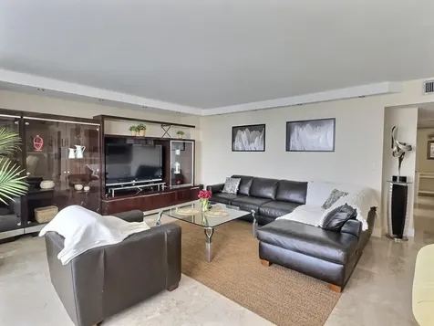 2030 S Ocean Drive Hallandale Beach FL 33009
