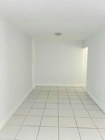 1245 W 24th Street Hialeah FL 33010