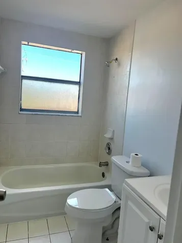 1245 W 24th Street Hialeah FL 33010