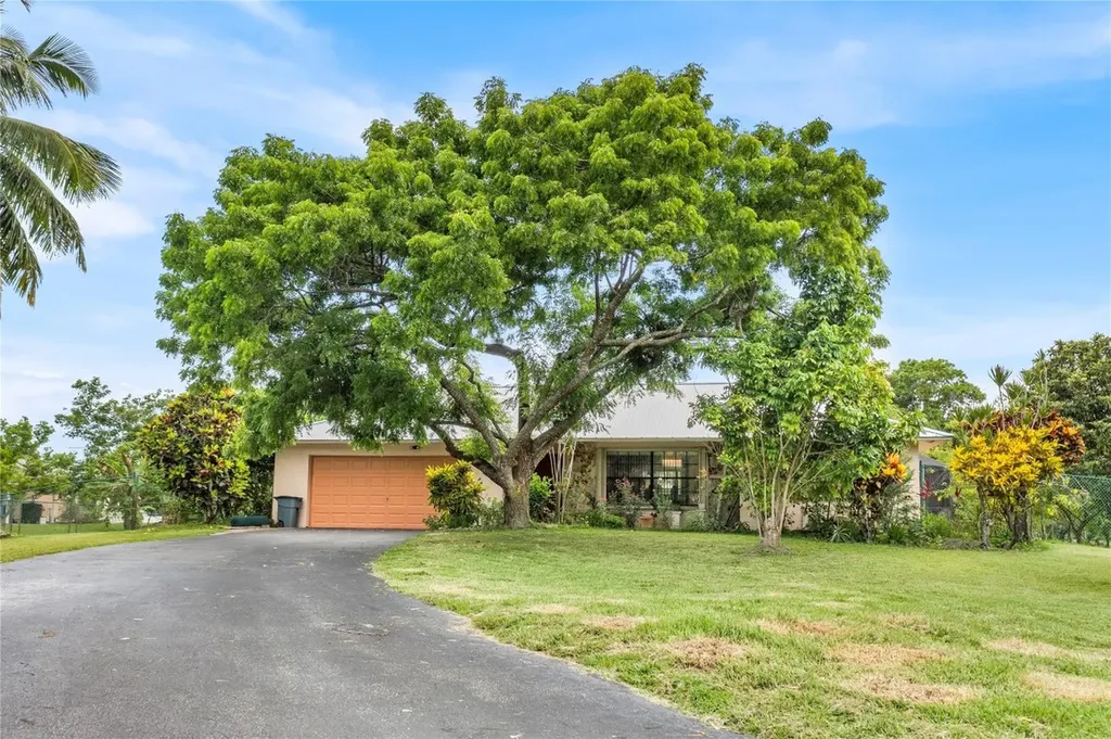 6217 NW 75th Way Parkland FL 33067