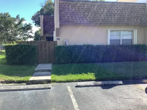 3581 NW 95th Terrace Sunrise FL 33351