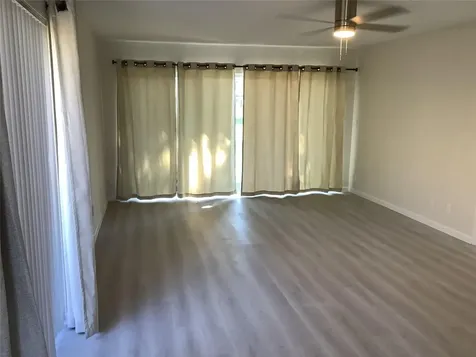 3581 NW 95th Terrace Sunrise FL 33351
