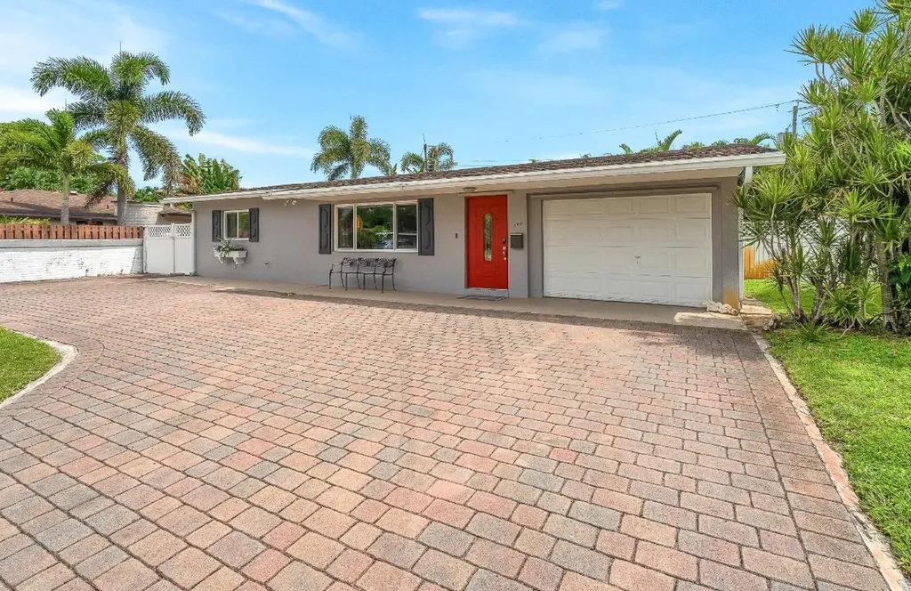 540 NW 38th Street Oakland Park FL 33309
