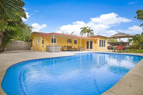 2331 NE 50th Court Lighthouse Point FL 33064