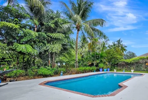 13821 Alexandria Court Davie FL 33325
