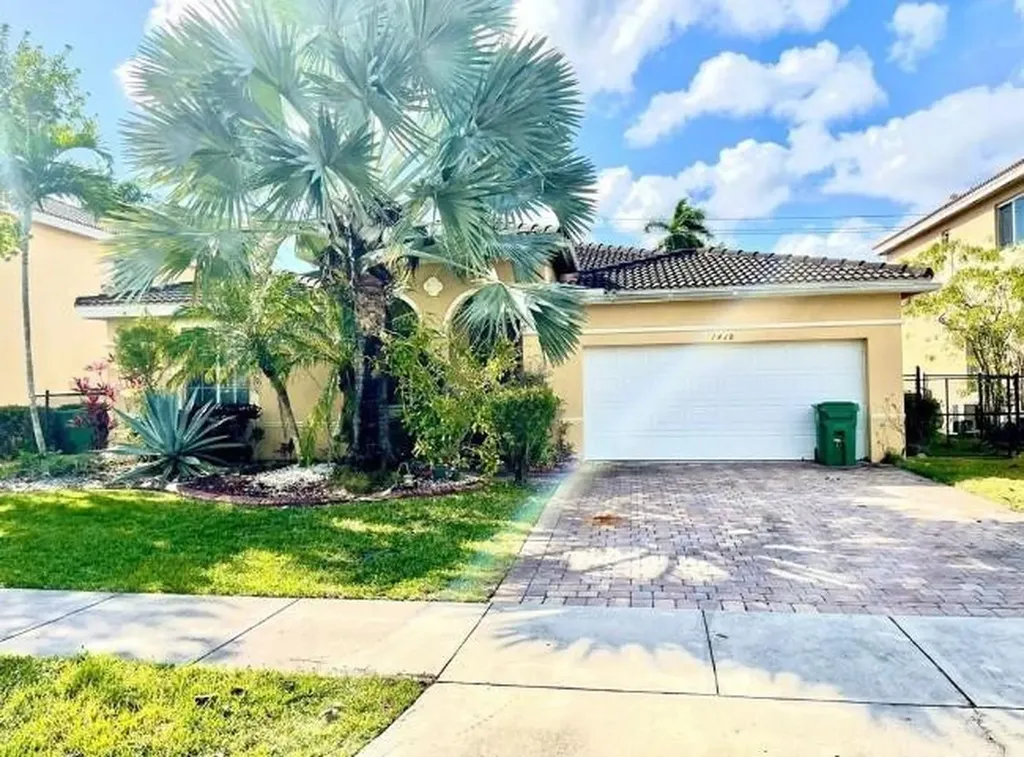 1418 NW 204th Street Miami FL 33169