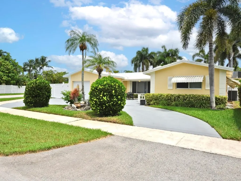 1249 Garfield Street Hollywood FL 33019
