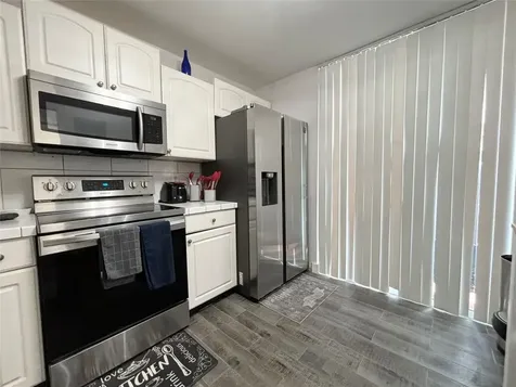 1127 Sussex Drive North Lauderdale FL 33068