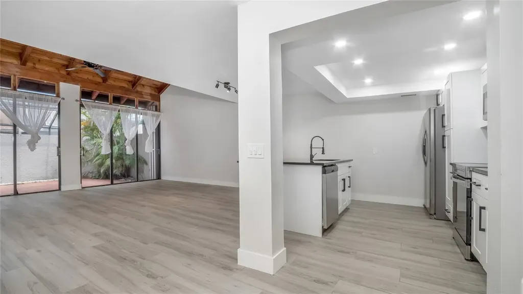 1511 NW 113th Avenue Pembroke Pines FL 33026