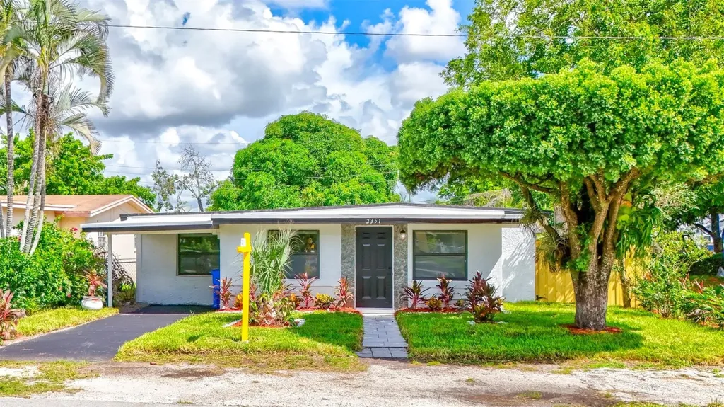 2351 NW 3rd Street Pompano Beach FL 33069