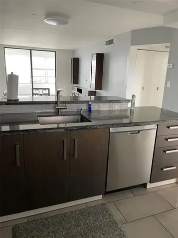 2850 Somerset Drive Lauderdale Lakes FL 33311