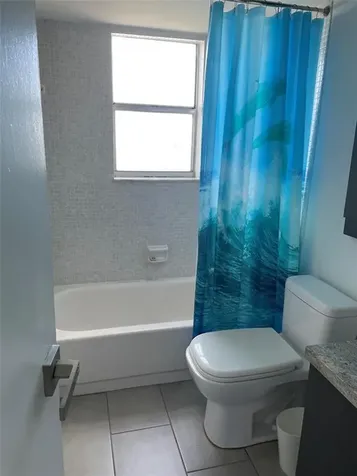 2850 Somerset Drive Lauderdale Lakes FL 33311