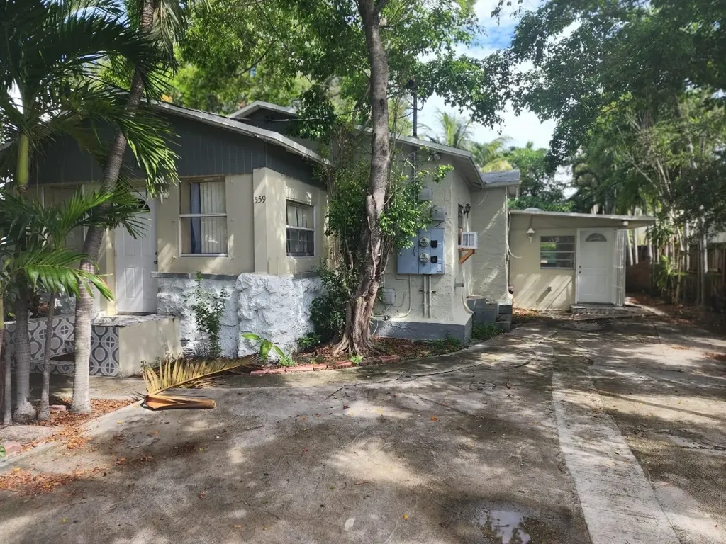 559 NE 70th Street Miami FL 33138