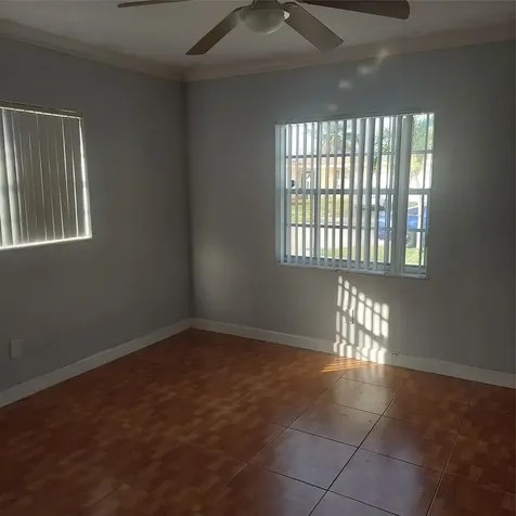 Lauderdale Lakes FL 33311