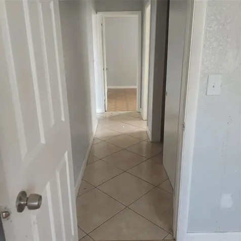 Lauderdale Lakes FL 33311