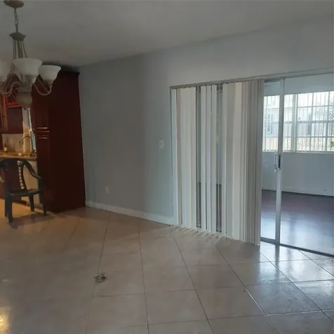 Lauderdale Lakes FL 33311