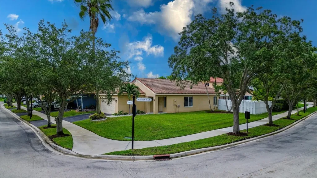 1356 Presidio Drive Weston FL 33327