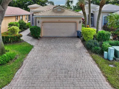 7114 Via Genova Delray Beach FL 33446