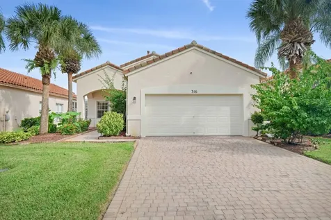 316 NW Treeline Trace Port St Lucie FL 34986