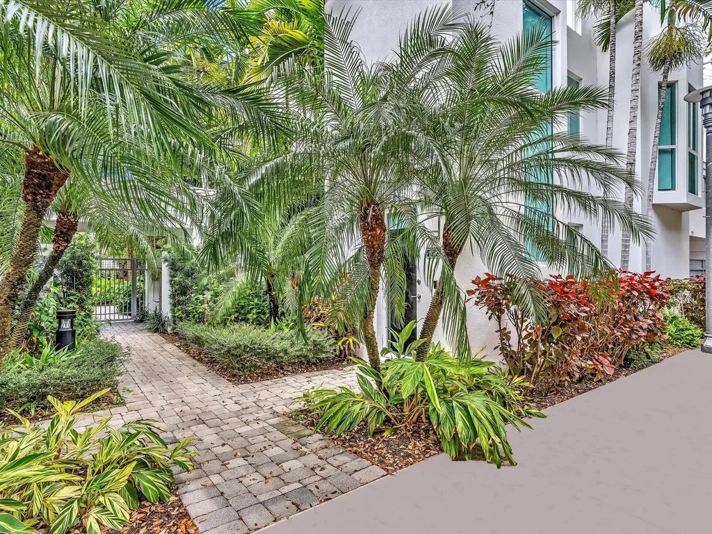 733 NE 4th Avenue Fort Lauderdale FL 33304