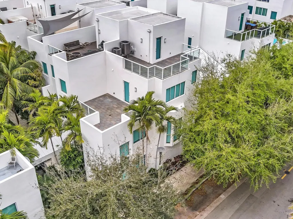 733 NE 4th Avenue Fort Lauderdale FL 33304