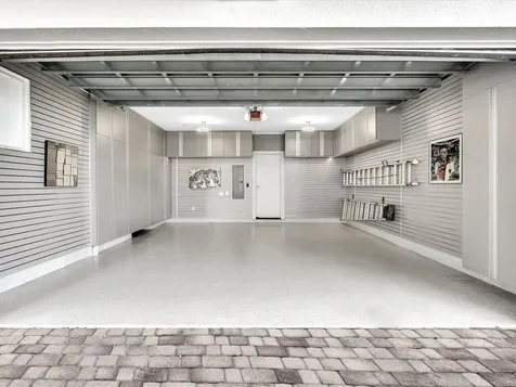 733 NE 4th Avenue Fort Lauderdale FL 33304