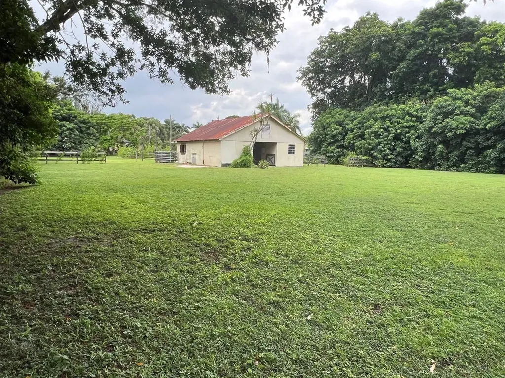 1765 Back Lot SW Back 112th Avenue Davie FL 33325