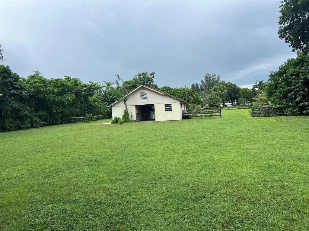 1765 Back Lot SW Back 112th Avenue Davie FL 33325