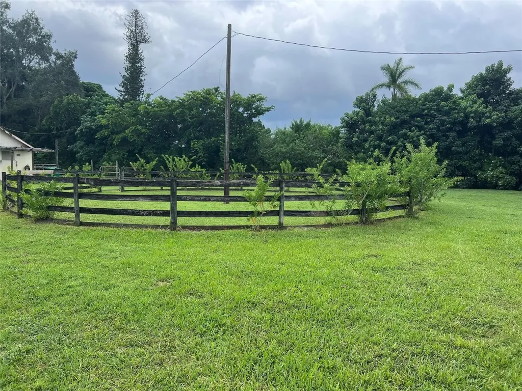 1765 Back Lot SW Back 112th Avenue Davie FL 33325