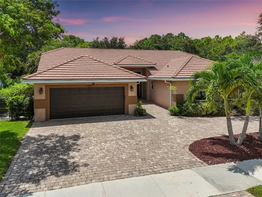 4320 NW 51st Street Coconut Creek FL 33073