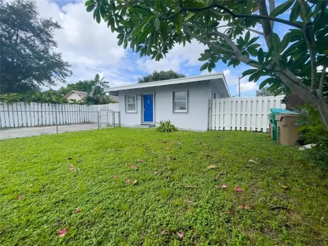 4239 SW 61st Avenue Davie FL 33314
