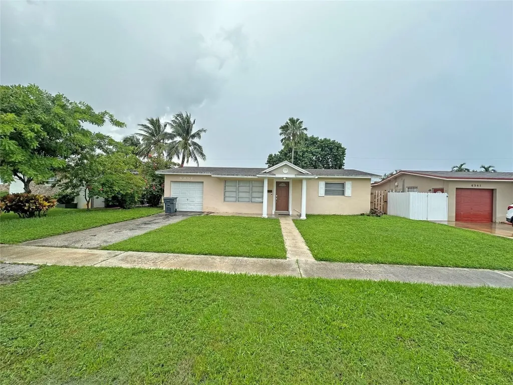 6351 Park Street Hollywood FL 33024