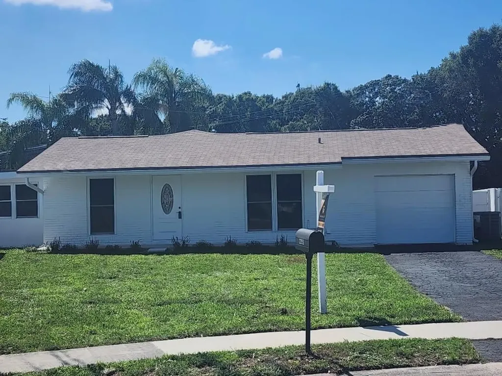 22153 SW 65th Terrace Boca Raton FL 33428