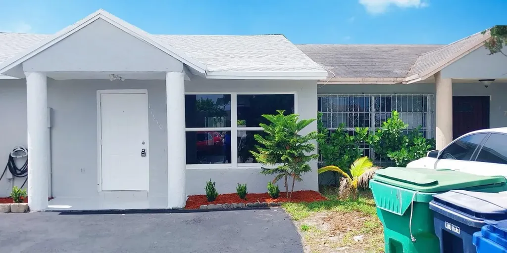 17950 NW 40th Court Miami Gardens FL 33055