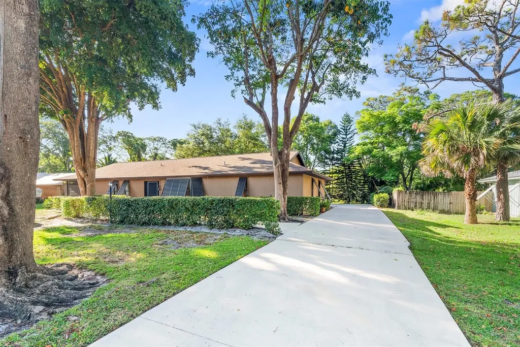 342 SW Saint Lucie Street Stuart FL 34997