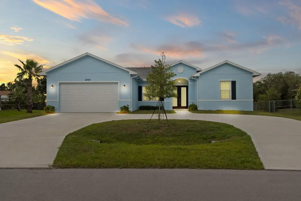 2865 SW Seaside Road Port St Lucie FL 34953