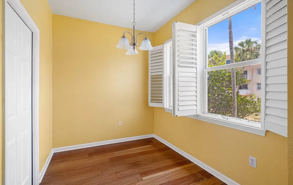 2005 Oceanwalk Terrace Pompano Beach FL 33062