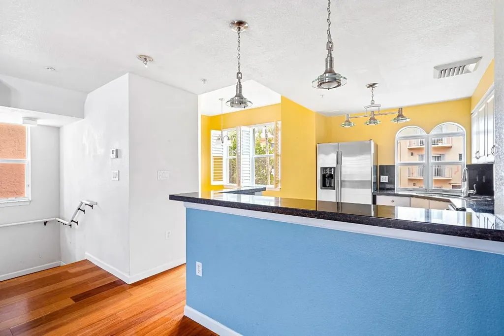 2005 Oceanwalk Terrace Pompano Beach FL 33062