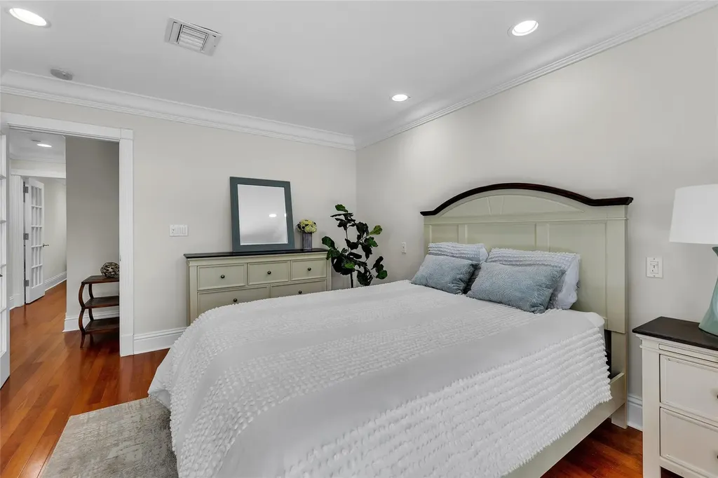 2840 NE 26th Court Fort Lauderdale FL 33306