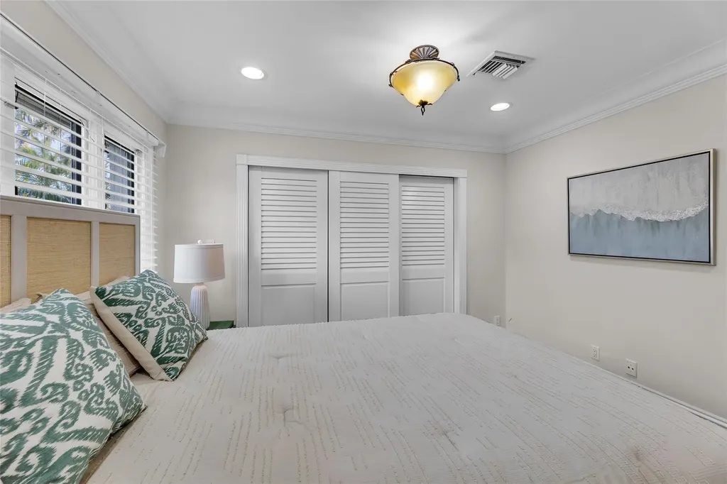 2840 NE 26th Court Fort Lauderdale FL 33306