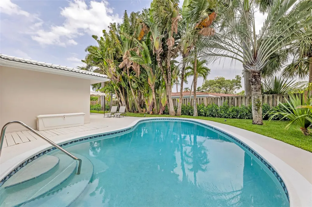 2840 NE 26th Court Fort Lauderdale FL 33306