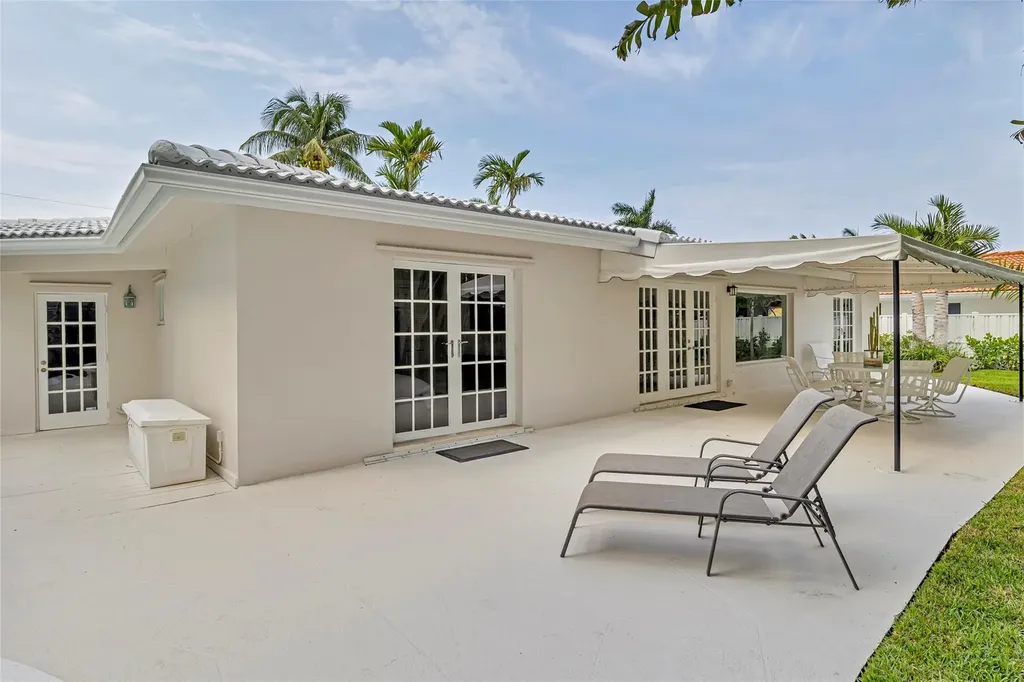 2840 NE 26th Court Fort Lauderdale FL 33306