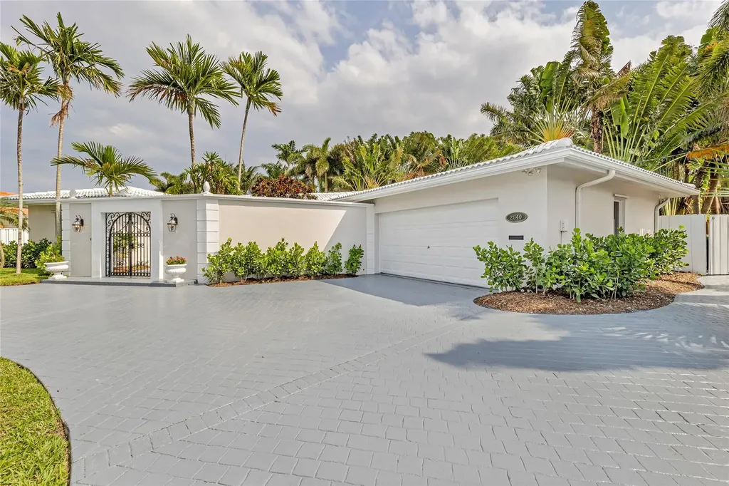 2840 NE 26th Court Fort Lauderdale FL 33306