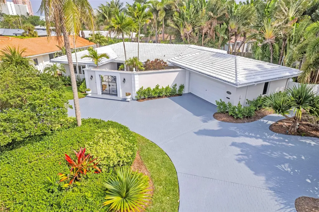 2840 NE 26th Court Fort Lauderdale FL 33306