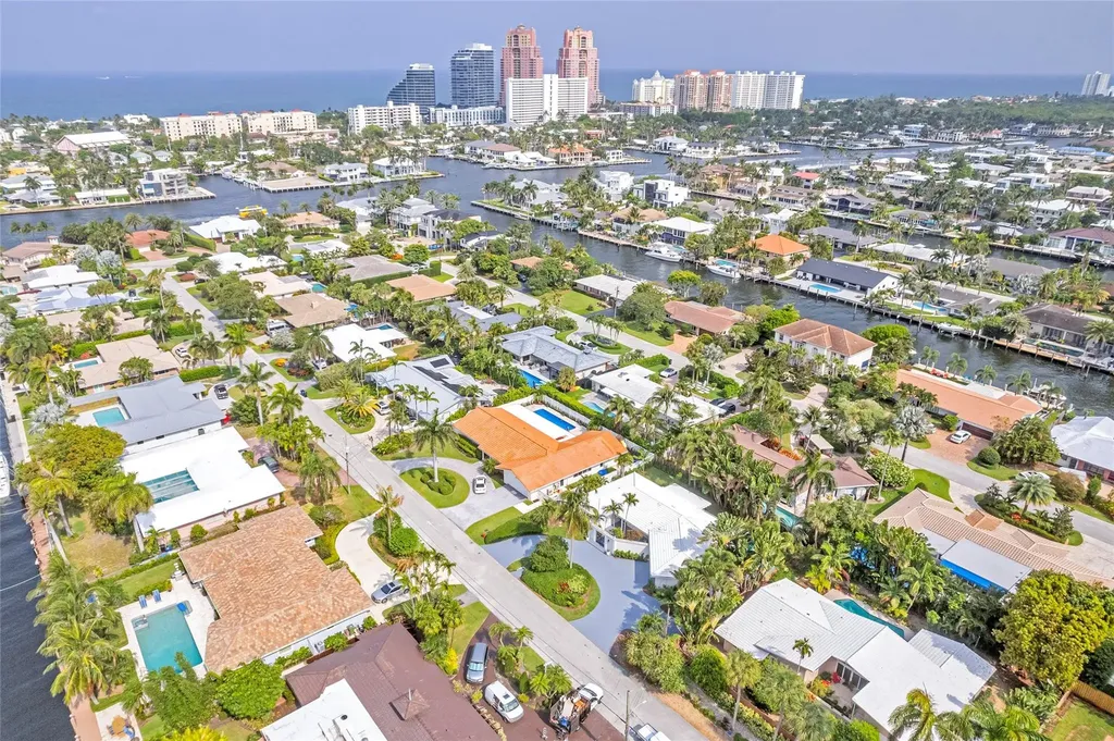 2840 NE 26th Court Fort Lauderdale FL 33306