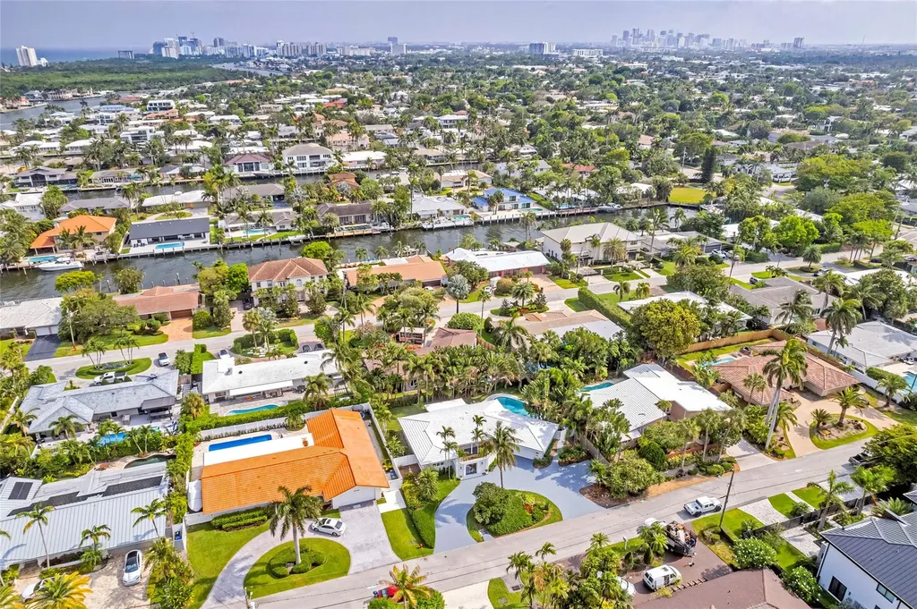 2840 NE 26th Court Fort Lauderdale FL 33306