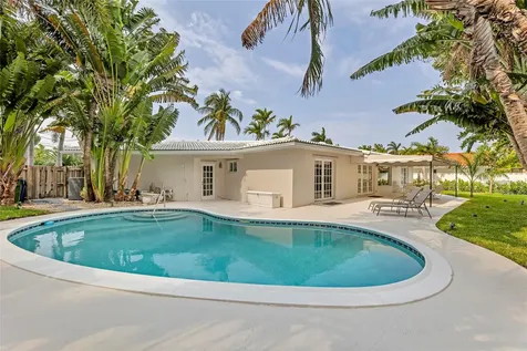 2840 NE 26th Court Fort Lauderdale FL 33306