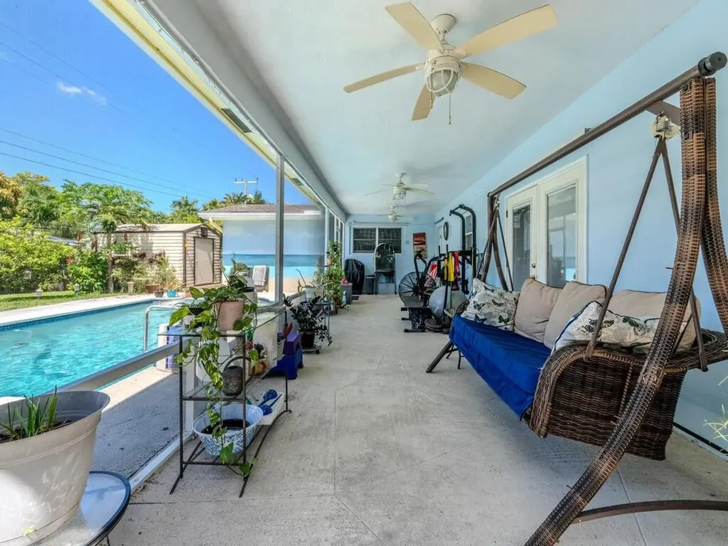 7121 NW 11th Court Plantation FL 33313